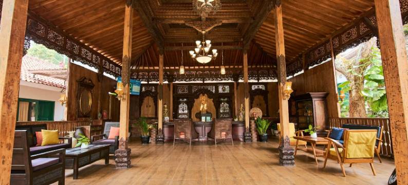 尤格兰塔洛购度假&戈雅荣景观酒店(Horison Resort Tlogo Semarang)图片