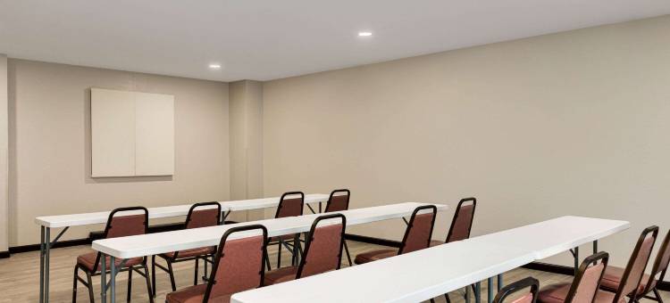 希尔斯伯勒戴斯酒店(Days Inn by Wyndham Hillsboro)图片