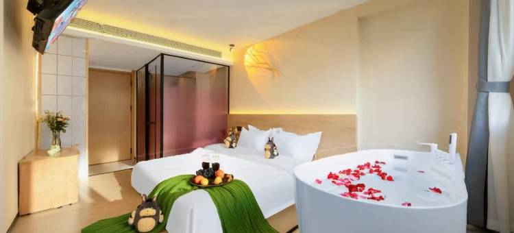 龙猫精灵酒店(昆明老街南屏街店)图片