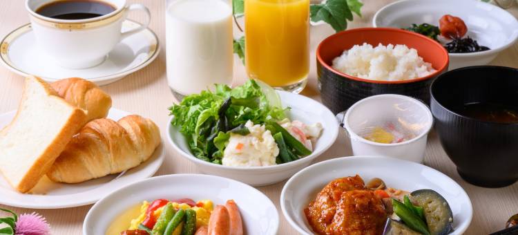 名和广场酒店(Nawa Plaza Hotel)图片