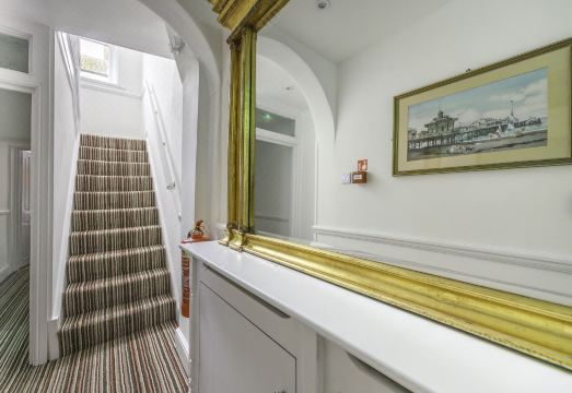 Upper Rock Brighton - Guest House Hotel Overview