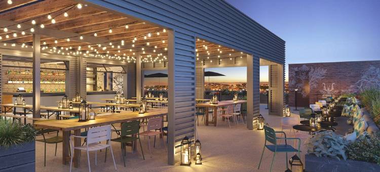 十字路口酒店(Crossroads Hotel)图片