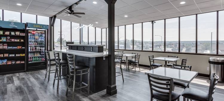 斯波坎温德姆戴斯套房酒店(Days Inn & Suites by Wyndham Spokane)图片