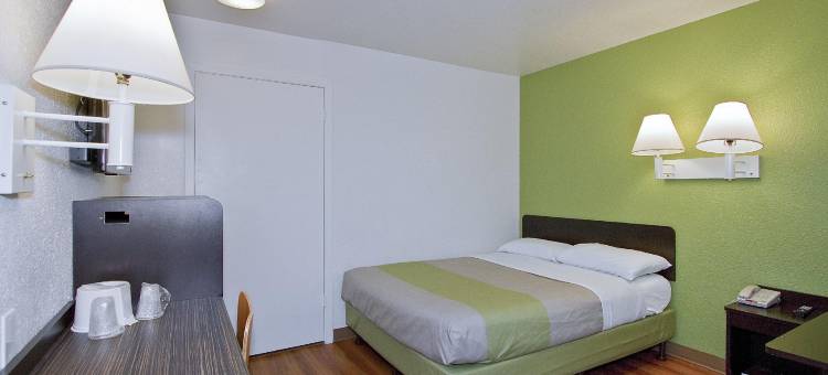 格林贝6号汽车旅馆(Motel 6 Green Bay, WI)图片