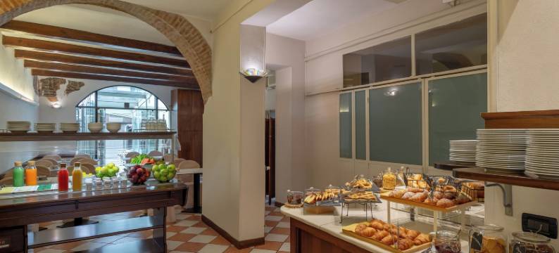 曼特尼亚火车站酒店(Hotel Mantegna Stazione)图片