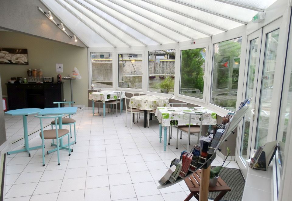 Castel Fleuri Hotel Overview