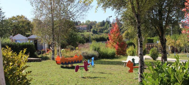 彭提斯露营酒店(Camping le Pontis)图片