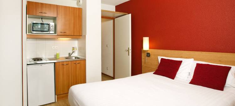 塞祖尔阿菲尔日内瓦圣杰尼酒店(Séjours & Affaires Genève Saint Genis)图片