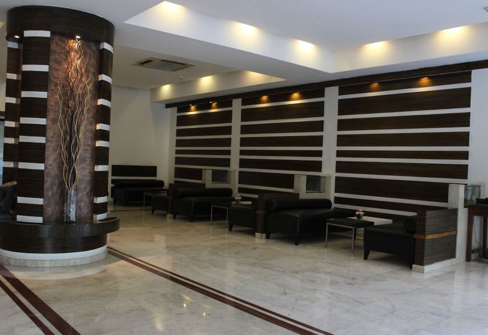 The Hans, New DelhiHotel Overview