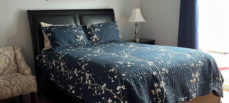 Ocean Shores studio with kitchenette-minutes from beach-Anchor Ashore Condo #4图片