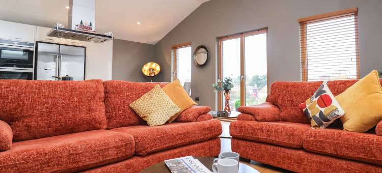 伍德桥顶层公寓(Woodbridge Penthouse)图片