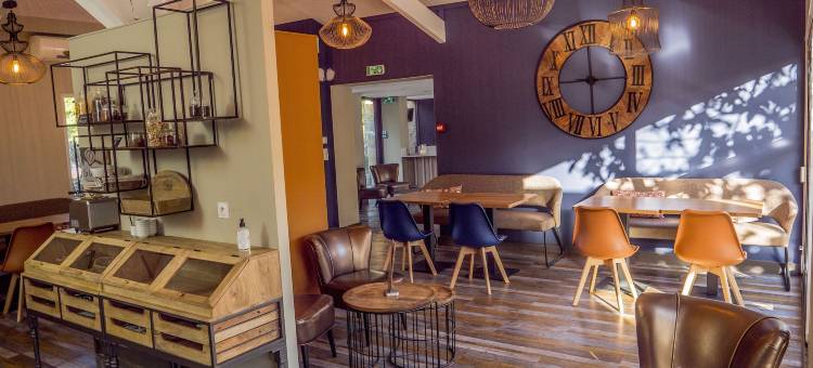 于泽斯加尔桥洛吉斯酒店(Logis Hotel Restaurant Uzès Pont du Gard)图片