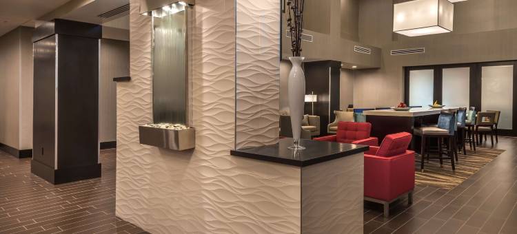 内华达里诺西欢朋套房酒店(Hampton Inn & Suites Reno West, NV)图片