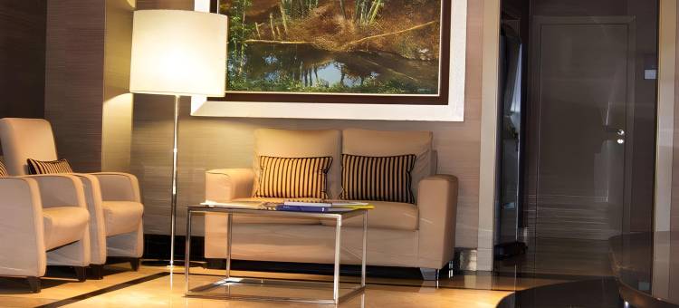 罗姆酒店(Hotel Room)图片