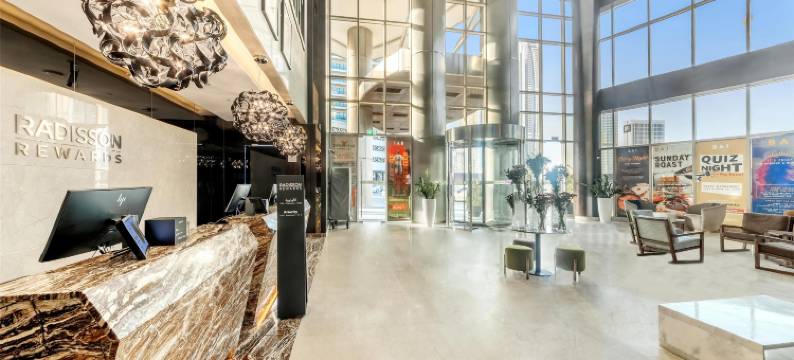 迪拜运河景观丽笙酒店(Radisson Blu Hotel Dubai Canal View)图片