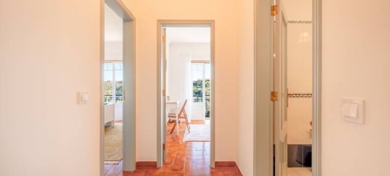 Lovely countryside house near the beach图片