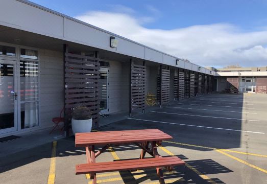 Aspree Motor Inn Hotel Overview