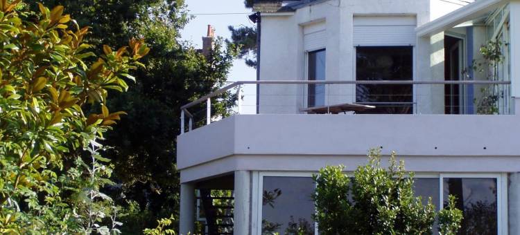 Villa in Port Blanc with Sea View图片
