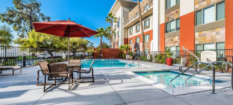 智选假日套房酒店弗里蒙特 - 中央米尔皮塔斯(Holiday Inn Express & Suites FREMONT - MILPITAS CENTRAL by IHG)图片