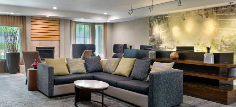 圣路易斯机场/地球城万怡酒店(Courtyard St. Louis Airport/Earth City)图片