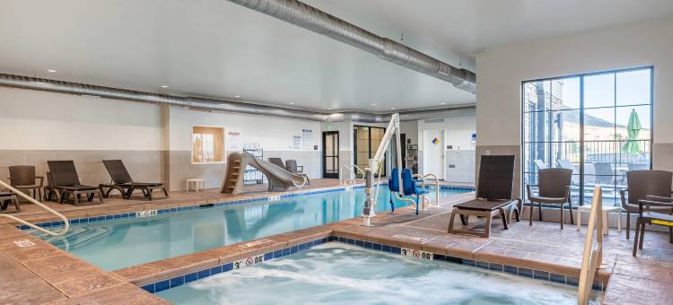 锡安公园区舒适套房酒店(Comfort Inn & Suites Zion Park Area)图片