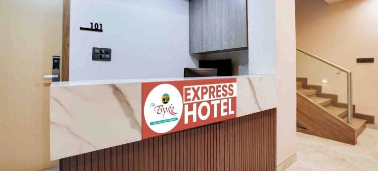 拜克快捷酒店 - 靠近戈普尔广场(The Byke Express - Near Gopur Square)图片