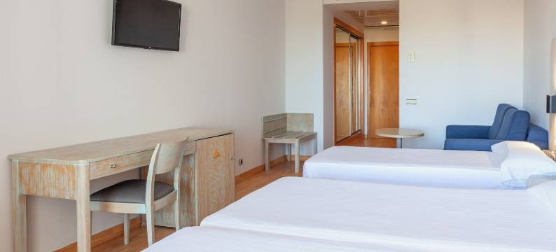 AGH卡内特酒店(AGH Canet)图片