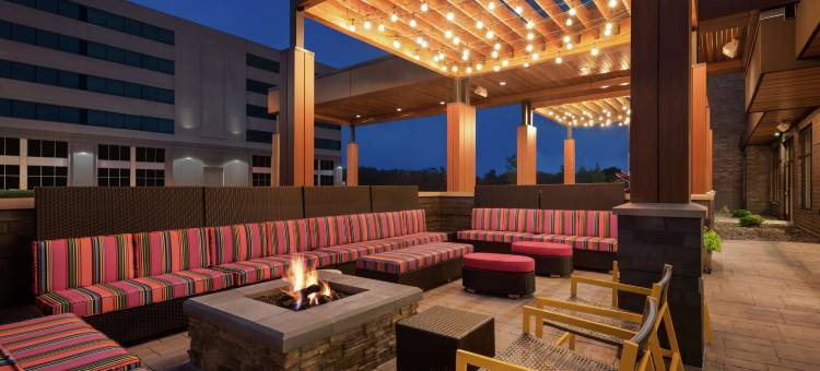 麦迪逊中央阿连特能源中心希尔顿惠庭套房酒店(Home2 Suites by Hilton Madison Central Alliant Energy Center)图片