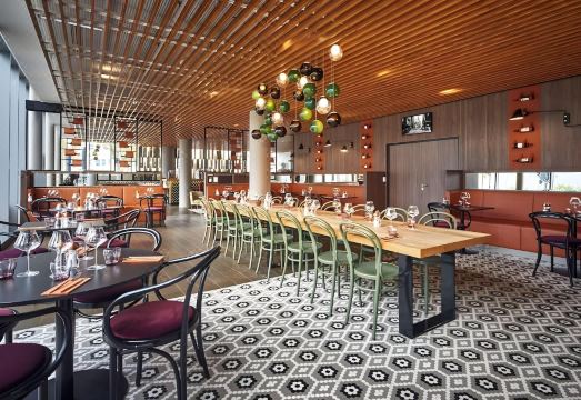 Radisson Hotel Bordeaux Saint Jean Hotel Overview