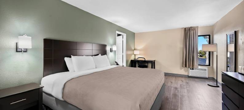 品质酒店迈尔斯堡开普科勒尔(Quality Inn Fort Myers Cape Coral)图片