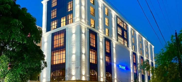 天空之光洛兹酒店(SkkyLight Lords Inn Nanded)图片