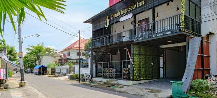 Collection O Omah Joyo Solo Inn靠近苏拉卡塔皇宫(RedDoorz at Omah Joyo Solo Inn)图片