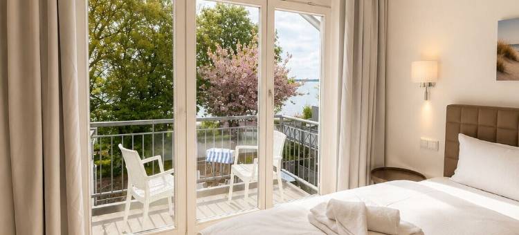 吕根劳特巴赫海景公寓(Oceanview Residences Lauterbach Rügen Ostsee-Meerblick erste Reihe)图片