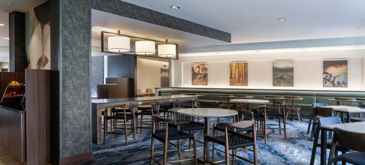 阿克伦费尔劳恩万枫酒店及套房(Fairfield Inn & Suites Akron Fairlawn)图片