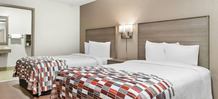 红屋顶旅馆奥本希尔斯(Red Roof Inn Auburn Hills)图片