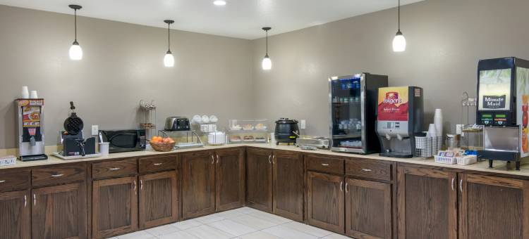 沃斯堡-伯利森红屋顶PLUS旅馆(Red Roof Plus+ Fort Worth - Burleson)图片