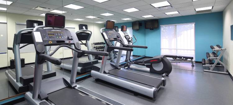 纽瓦克自由国际机场万枫酒店(Fairfield Inn & Suites Newark Liberty International Airport)图片