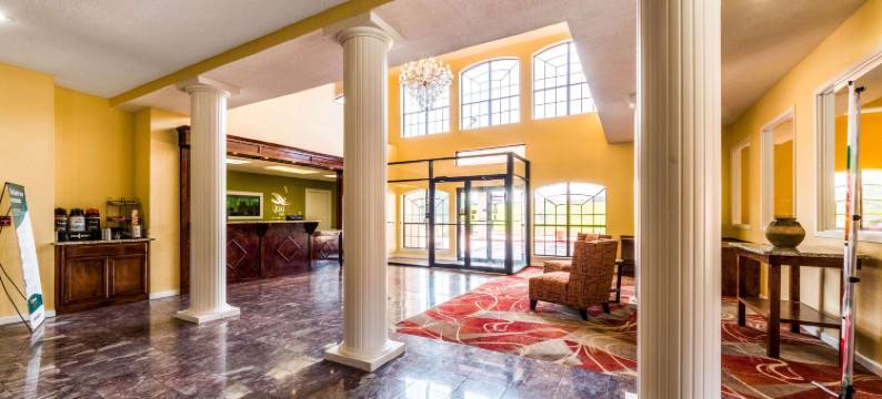 市中心附近大学凯艺酒店(Quality Inn University Near Downtown)图片