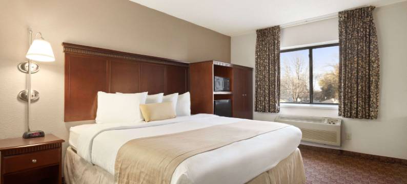 苏福尔斯呗盟套房酒店(Baymont by Wyndham Sioux Falls Near West 41st Street)图片