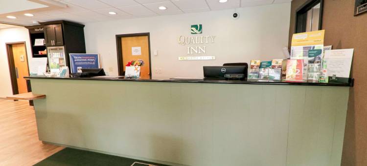 谢尔本-伯灵顿凯艺酒店(Quality Inn Shelburne - Burlington)图片