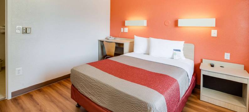 堪萨斯城西南雷内克萨号6号汽车旅馆(Motel 6 Lenexa, KS - Kansas City Southwest)图片