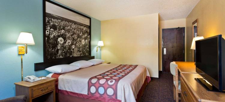 列克星敦公园-加利福尼亚地区温德姆速8酒店(Super 8 by Wyndham Lexington Park/California Area)图片