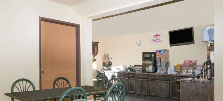 托皮卡-沃纳梅克路-I-70速8酒店(Super 8 by Wyndham Topeka/Wanamaker RD/I-70)图片