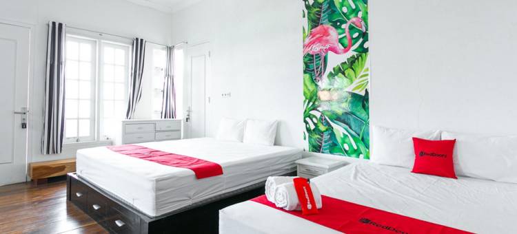 格罗约根塞武塔旺曼古附近的红门(RedDoorz Near Grojogan Sewu Tawangmangu)图片