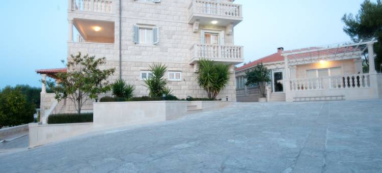 巴尔巴佩特拉德沃瑞出租公寓(Barba Petra Dvori Apartments)图片