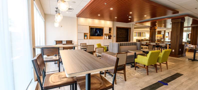 代顿东比弗克里克智选假日套房酒店(Holiday Inn Express & Suites DAYTON EAST - BEAVERCREEK by IHG)图片