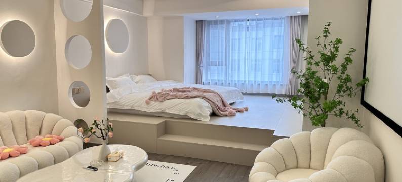 爱屋·观影网红民宿(延吉延边大学西市场店)图片