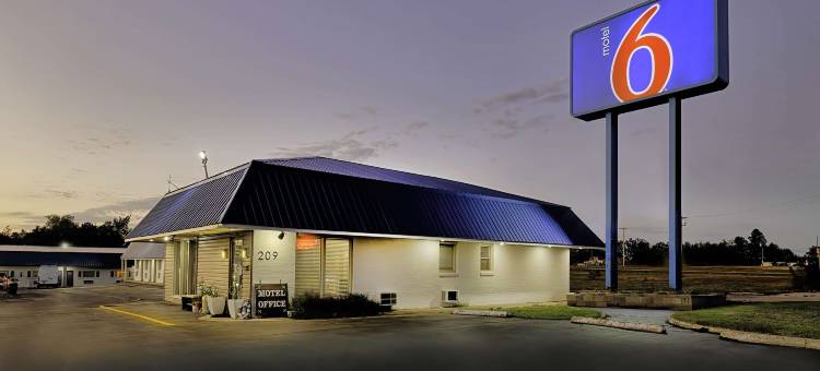 6号汽车旅馆苏利文，密苏里州(Motel 6 Sullivan MO)图片