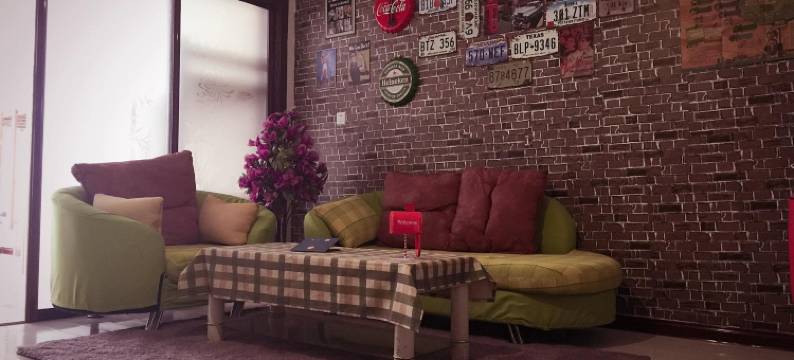 忆小窝青年旅舍(青岛君峰路地铁站店)图片