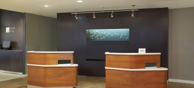 葛拉斯堡罗罗文大学万怡酒店(Courtyard Glassboro Rowan University)图片